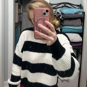 Forever 21 Sweater